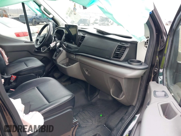 2023 Ford Transit Passenger XL with VIN 1FBAX2C85PKC08858, listed as a IAAI auction lot 41505754 with 45,897 mi miles and . Bid and sale history available at DreamBid. Image 5.