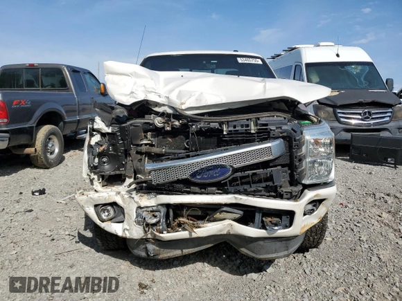 2015 Ford F-250 Lariat z VIN 1FT7W2BT3FEB19446, wystawiony jako Copart lot #53465755 z przebiegiem 122 759 mil mil oraz Czysty tytuł • Clean title. Historia ofert i sprzedaży dostępna na DreamBid. Obrazek 5.