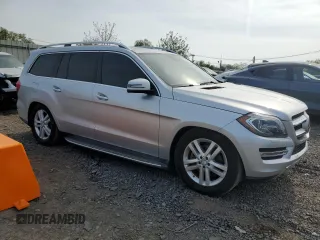 2015 Mercedes-Benz GL-Class GL 350 BlueTEC with VIN 4JGDF2EE1FA511814, listed as a Copart auction lot 54744125 with 135,093 mi miles and Clean Title. Bid and sale history available at carsss.com. Image 4.