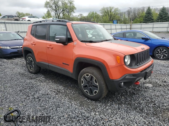 2015 Jeep Renegade Trailhawk with VIN ZACCJBCT0FPB74261, listed as a Copart auction lot 56067395 with 182,703 mi miles and Clean Title. Bid and sale history available at DreamBid. Image 4.