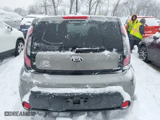2014 Kia Soul with VIN KNDJN2A26E7033942, listed as a IAAI auction lot 41271872 with 90,901 mi miles. Bid and sale history available at carsss.com. Image 16.