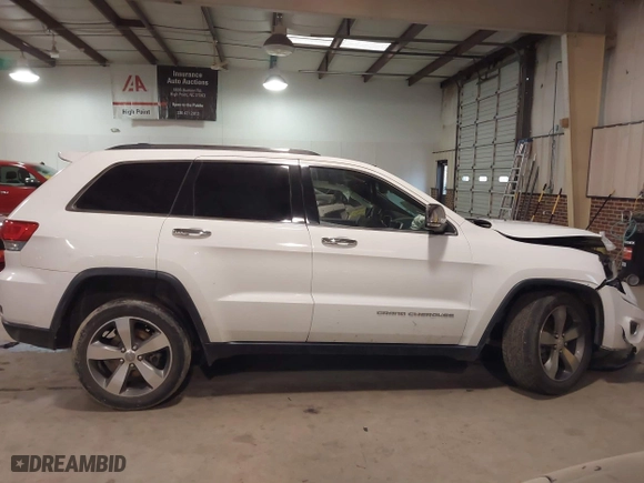 2016 Jeep Grand Cherokee Limited 75th Anniversary with VIN 1C4RJFBT9GC448406, listed as a IAAI auction lot 41521175 with 137,552 mi miles. Bid and sale history available at carsss.com. Image 13.