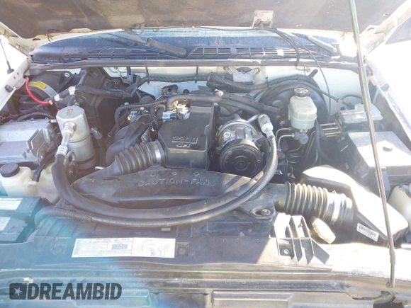 2000 Chevrolet S-10 LS with VIN 1GCCS1953Y8265178, listed as a IAAI auction lot 41309075 with 206,846 mi miles. Bid and sale history available at carsss.com. Image 10.