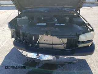 2000 GMC New Sierra 1500 SL with VIN 1GTEC14W6YZ113086, listed as a Copart auction lot 83333234 with 309,827 mi miles and Salvage Title. Bid and sale history available at carsss.com. Image 13.