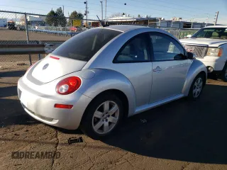 2007 Volkswagen New Beetle Coupe with VIN 3VWEW31C57M508502, listed as a Copart auction lot 82336004 with 58,533 mi miles and Salvage Title. Bid and sale history available at carsss.com. Image 3.