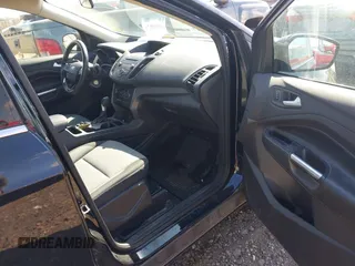 2017 Ford Escape SE with VIN 1FMCU0GD5HUD27584, listed as a IAAI auction lot 41958824 with 113,572 mi miles and . Bid and sale history available at DreamBid. Image 5.