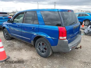 2004 Saturn VUE V6 with VIN 5GZCZ53414S820661, listed as a IAAI auction lot 42023074 with 176,339 mi miles. Bid and sale history available at carsss.com. Image 3.