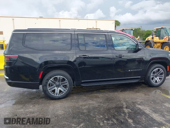 2023 Jeep Wagoneer Series II with VIN 1C4SJRBP4PS562826, listed as a IAAI auction lot 42600245 with 62,557 mi miles and . Bid and sale history available at DreamBid. Image 13.