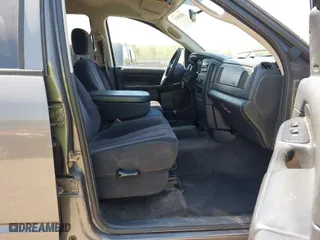 2003 Dodge Ram 1500 ST with VIN 1D7HU18N13S266025, listed as a IAAI auction lot 42040676 with 211,673 mi miles. Bid and sale history available at carsss.com. Image 5.