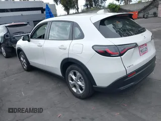 2024 Honda HR-V LX with VIN 3CZRZ1H36RM729092, listed as a IAAI auction lot 42058159 with 14,188 mi miles. Bid and sale history available at carsss.com. Image 3.