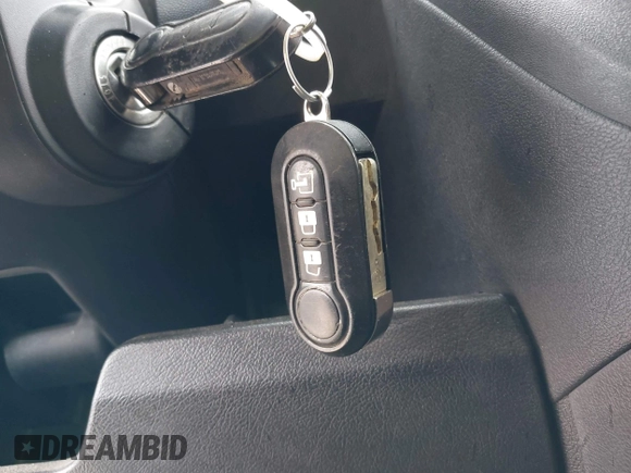 2018 Ram ProMaster Cargo z VIN 3C6TRVDG0JE144400, wystawiony jako IAAI lot #42287423 z przebiegiem 124 891 mil mil oraz . Historia ofert i sprzedaży dostępna na DreamBid. Obrazek 11.