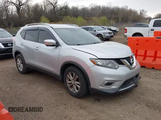2014 Nissan Rogue SV with VIN 5N1AT2MT8EC789902, listed as a IAAI auction lot 42060459 with 192,004 mi miles and . Bid and sale history available at carsss.com. Image 1.