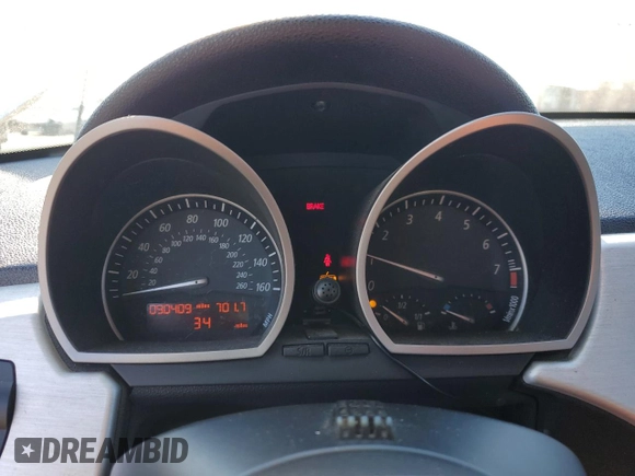 2006 BMW Z4 3.0i with VIN 4USBU33566LW58266, listed as a Copart auction lot 88115635 with 90,409 mi miles and Salvage Title. Bid and sale history available at carsss.com. Image 9.