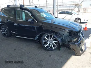 2019 Volvo XC90 Inscription z VIN YV4A22PL1K1515626, wystawiony jako IAAI lot #42655173 z przebiegiem 65 679 mil mil oraz . Historia ofert i sprzedaży dostępna na DreamBid. Obrazek 1.