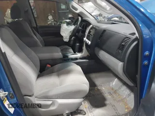 2008 Toyota Tundra 4WD Truck with VIN 5TBBV54198S521620, listed as a IAAI auction lot 41872448 with 250,904 mi miles. Bid and sale history available at carsss.com. Image 5.
