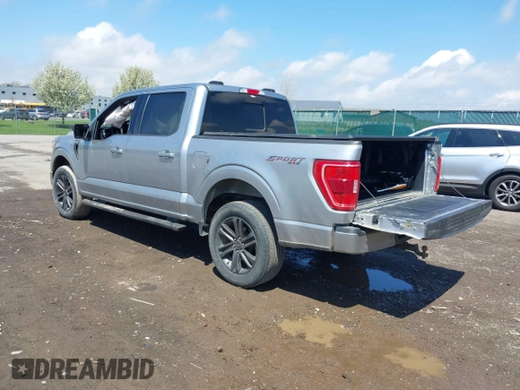 2022 Ford F-150 XL z VIN 1FTEW1EP9NFA65479, wystawiony jako IAAI lot #42165173 z przebiegiem 36 579 mil mil oraz . Historia ofert i sprzedaży dostępna na DreamBid. Obrazek 3.