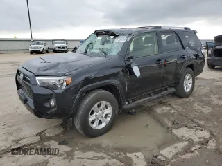 2022 Toyota 4Runner SR5 Premium с VIN JTENU5JRXN6018915, выставлен на аукционе Copart как лот 51105075 с пробегом 33 999 миль миль и Списание • Salvage title. История ставок и продаж доступна на DreamBid. Изображение 1.