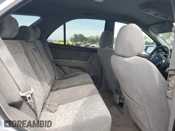 2005 Kia Sorento LX with VIN KNDJD733555463706, listed as a Copart auction lot 53953475 with 86,187 mi miles and Salvage Title. Bid and sale history available at carsss.com. Image 11.