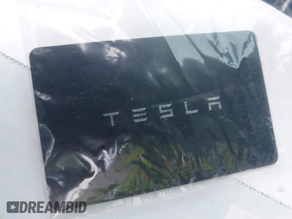 2023 Tesla Model 3 z VIN 5YJ3E1EAXPF604916, wystawiony jako IAAI lot #42461640 z przebiegiem 28 123 mil mil oraz . Historia ofert i sprzedaży dostępna na DreamBid. Obrazek 11.