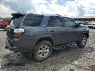 2021 Toyota 4Runner SR5 with VIN JTEEU5JR2M5230017, listed as a Copart auction lot 56715035 with 73,439 mi miles and Salvage title. Bid and sale history available at DreamBid. Image 3.