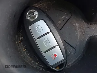 2017 Nissan Rogue SL z VIN JN1BJ1CR7HW141374, wystawiony jako IAAI lot #42017382 z przebiegiem 197 956 mil mil oraz . Historia ofert i sprzedaży dostępna na DreamBid. Obrazek 11.