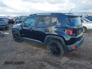 2017 Jeep Renegade Latitude with VIN ZACCJABB9HPE67907, listed as a IAAI auction lot 41425107 with 57,300 mi miles. Bid and sale history available at carsss.com. Image 14.
