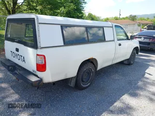 1996 Toyota T100 with VIN JT4JM11D3T0017234, listed as a IAAI auction lot 42193196 with 224,764 mi miles and . Bid and sale history available at DreamBid. Image 4.
