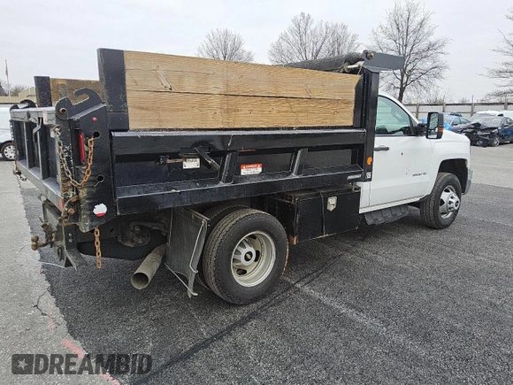 2018 Chevrolet Silverado 3500HD Work Truck with VIN 1GB3KYCY5JF128065, listed as a Copart auction lot 86155594 with 42,535 mi miles and Clean Title. Bid and sale history available at DreamBid. Image 3.
