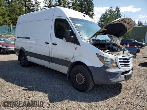 2015 Freightliner Sprinter with VIN WDYPE7DC0FP137988, listed as a Copart auction lot 55630245 with 163,035 mi miles and Clean Title. Bid and sale history available at DreamBid. Image 4.