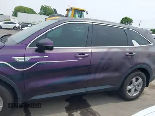 2022 Kia Sorento LX z VIN 5XYRG4LC9NG091772, wystawiony jako IAAI lot #42092771 z przebiegiem 6 753 mil mil oraz . Historia ofert i sprzedaży dostępna na DreamBid. Obrazek 14.