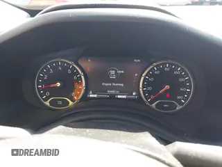 2017 Jeep Renegade Limited z VIN ZACCJBDBXHPG41356, wystawiony jako IAAI lot #42645193 z przebiegiem 64 462 mil mil oraz . Historia ofert i sprzedaży dostępna na DreamBid. Obrazek 7.