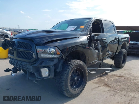 2018 Ram 1500 Sport z VIN 1C6RR7MT8JS168041, wystawiony jako IAAI lot #41887661 z przebiegiem 105 448 mil mil oraz . Historia ofert i sprzedaży dostępna na DreamBid. Obrazek 18.