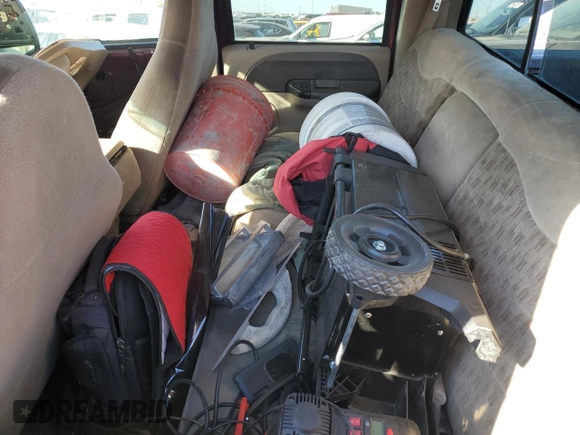 2000 Ford F-350 XL with VIN 1FTSW31F8YEA63048, listed as a Copart auction lot 72357514 with 159,954 mi miles and Salvage Title. Bid and sale history available at DreamBid. Image 10.