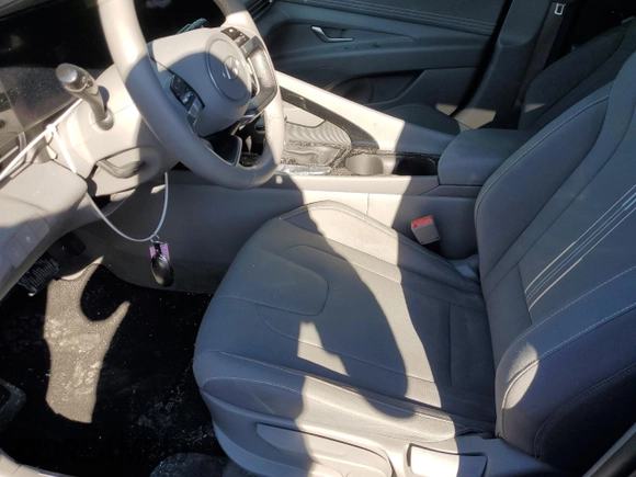 2024 Hyundai Elantra SEL with VIN KMHLS4DG4RU786277, listed as a Copart auction lot 82040184 with 8,561 mi miles and Salvage title. Bid and sale history available at DreamBid. Image 7.