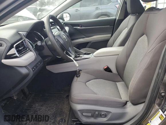 2020 Toyota Camry LE with VIN 4T1C11AK1LU903850, listed as a Copart auction lot 45966875 with 27,189 mi miles and Salvage Title. Bid and sale history available at carsss.com. Image 7.