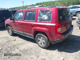 2011 Jeep Patriot Latitude with VIN 1J4NT1GB7BD175443, listed as a IAAI auction lot 42046855 with 195,420 mi miles. Bid and sale history available at carsss.com. Image 3.