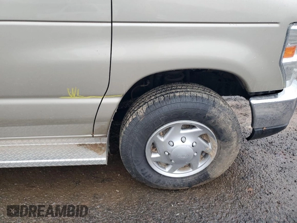 2013 Ford Econoline Passenger XL with VIN 1FBSS3BL0DDB13638, listed as a Copart auction lot 80899524 with 64,004 mi miles and Salvage Title. Bid and sale history available at DreamBid. Image 13.