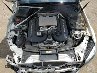 2020 Mercedes-Benz C 63 AMG z VIN 55SWF8GB3LU332405, wystawiony jako Copart lot #53685735 z przebiegiem 54 608 mil mil oraz Szkoda całkowita • Salvage title. Historia ofert i sprzedaży dostępna na DreamBid. Obrazek 11.