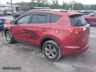 2015 Toyota RAV4 XLE with VIN JTMRFREV6FD124533, listed as a IAAI auction lot 41132398 with 135,701 mi miles. Bid and sale history available at carsss.com. Image 3.