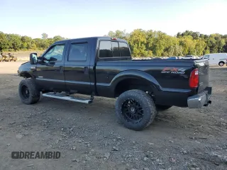 2005 Ford Super Duty F-250 XL with VIN 1FTSW21P55EB34270, listed as a Copart auction lot 71018474 with 75,336 mi miles and Salvage Title. Bid and sale history available at carsss.com. Image 2.
