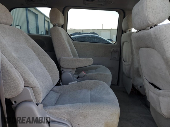 2005 Kia Sedona LX with VIN KNDUP132256734210, listed as a Copart auction lot 48902665 with 63,231 mi miles and Salvage Title. Bid and sale history available at carsss.com. Image 11.