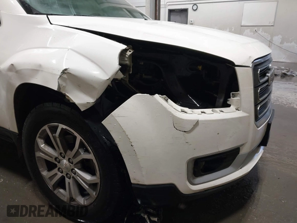2015 GMC Acadia SLT with VIN 1GKKVRKD5FJ231045, listed as a IAAI auction lot 41301311 with 170,691 mi miles. Bid and sale history available at carsss.com. Image 6.