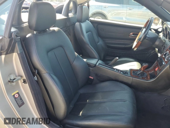 2003 Mercedes-Benz SLK 320 with VIN WDBKK65F33F286090, listed as a Copart auction lot 54711385 with 82,300 mi miles and Salvage title. Bid and sale history available at DreamBid. Image 10.