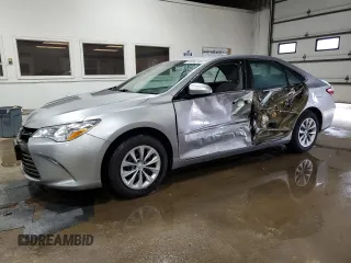 2017 Toyota Camry XLE with VIN 4T1BF1FK4HU392454, listed as a Copart auction lot 48086705 with 86,337 mi miles and Salvage Title. Bid and sale history available at carsss.com. Image 1.