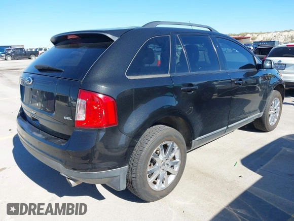 2013 Ford Edge SEL with VIN 2FMDK3JC8DBC54111, listed as a IAAI auction lot 41370384 with 141,419 mi miles. Bid and sale history available at carsss.com. Image 4.