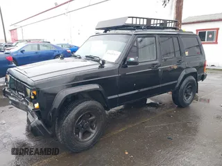 1996 Jeep Cherokee SE with VIN 1J4FJ28S9TL135564, listed as a IAAI auction lot 41618367 with 249,410 mi miles and . Bid and sale history available at DreamBid. Image 2.
