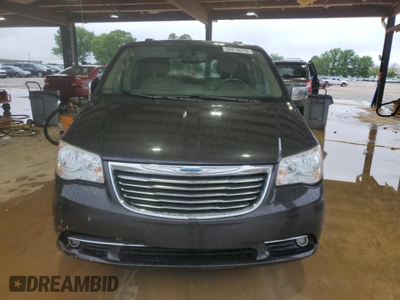 2015 Chrysler Town & Country Touring L z VIN 2C4RC1CG5FR628504, wystawiony jako Copart lot #54216315 z przebiegiem 129 479 mil mil oraz Szkoda całkowita • Salvage title. Historia ofert i sprzedaży dostępna na DreamBid. Obrazek 5.