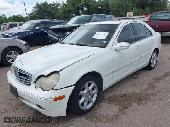 2004 Mercedes-Benz C 240 z VIN WDBRF61J14E016229, wystawiony jako IAAI lot #42576797 z przebiegiem Nie podano mil oraz . Historia ofert i sprzedaży dostępna na DreamBid. Obrazek 2.