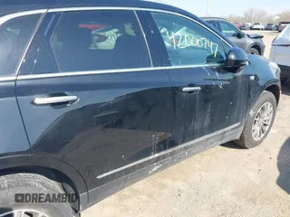 2017 Cadillac XT5 Luxury AWD z VIN 1GYKNDRS4HZ184818, wystawiony jako IAAI lot #42000747 z przebiegiem 46 633 mil mil oraz . Historia ofert i sprzedaży dostępna na DreamBid. Obrazek 19.