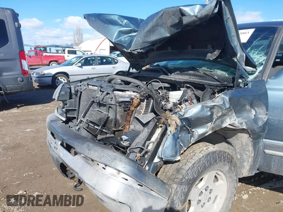 2006 Chevrolet Silverado 1500 LT2 with VIN 1GCEK19B16Z216311, listed as a IAAI auction lot 41722003 with 1 mi miles. Bid and sale history available at carsss.com. Image 6.
